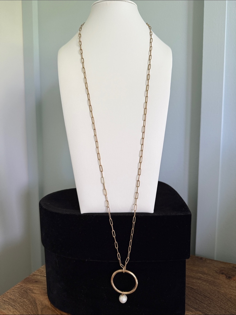 Gold Hoop Pendant Necklace with Pearl Drop - Women's Jewelry
